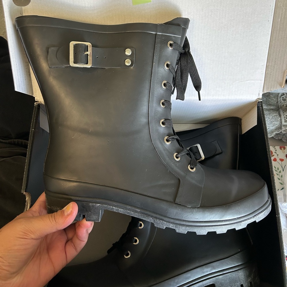 torrid boots